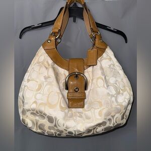 Coach Lynn Soho Signature Jacquard Leather Hobo Shoulder Handbag Purse F15681